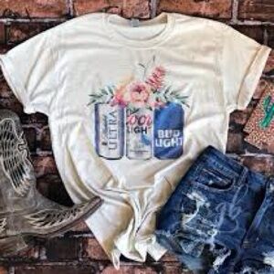 🌟3/$15 Floral Beer tee